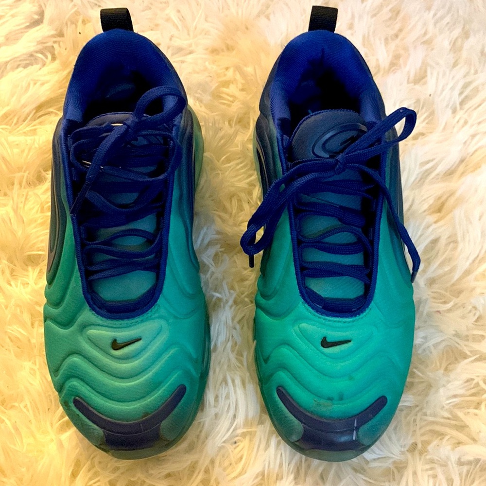 Air max green good condition